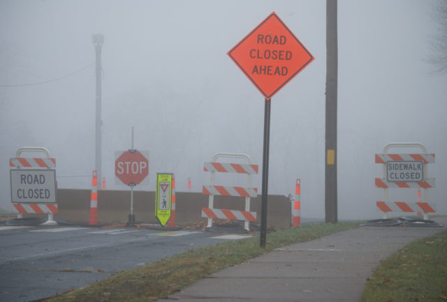 Road appearing to end dramatically because of fog